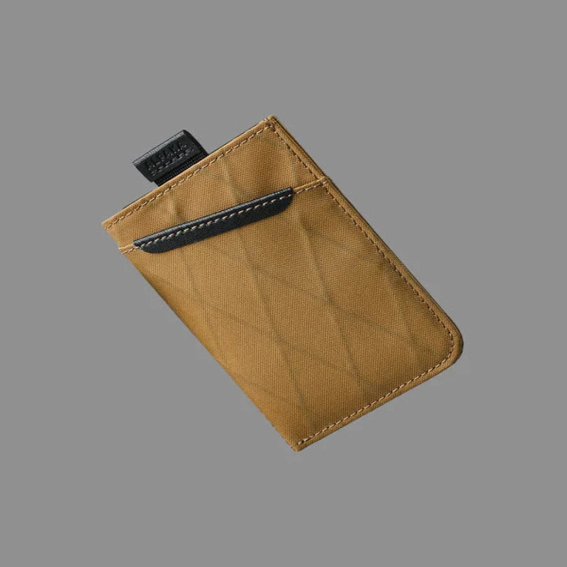 ALPAKA Up Cardholder V2｜防風雨、防紫外線特性，適合日常使用或戶外活動