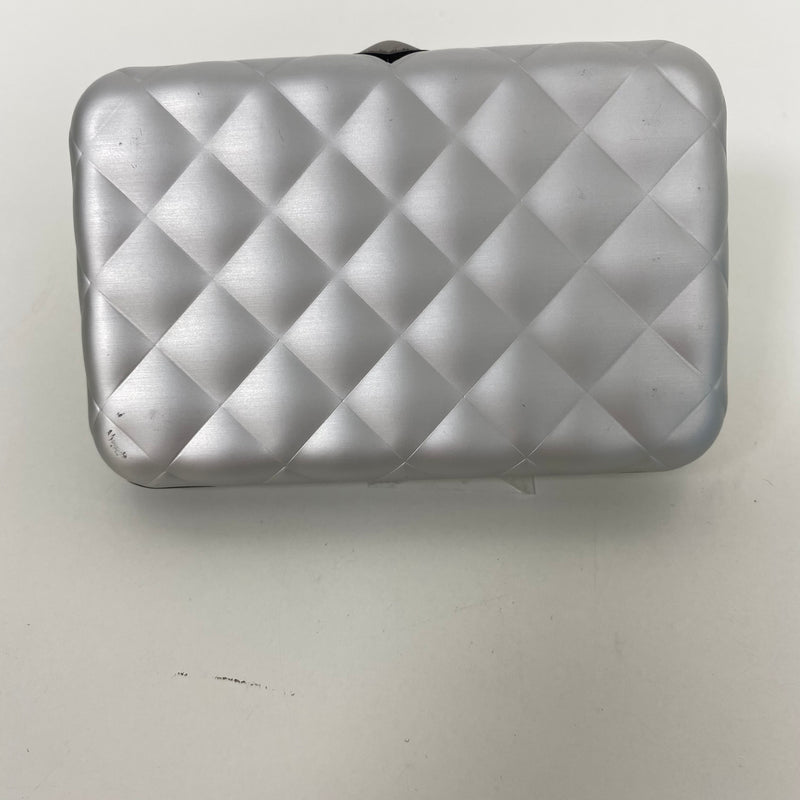OGON Quited Botton Wallet 菱形壓釦防盜RFID錢包