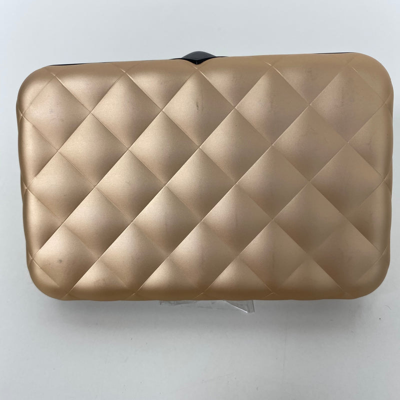 OGON Quited Botton Wallet 菱形壓釦防盜RFID錢包