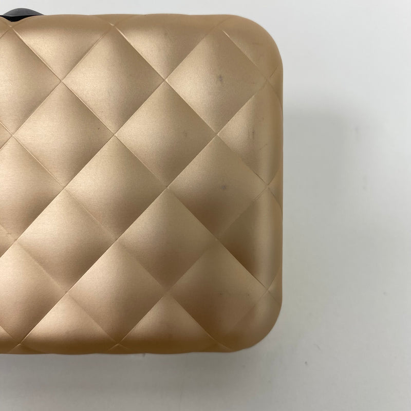 OGON Quited Botton Wallet 菱形壓釦防盜RFID錢包